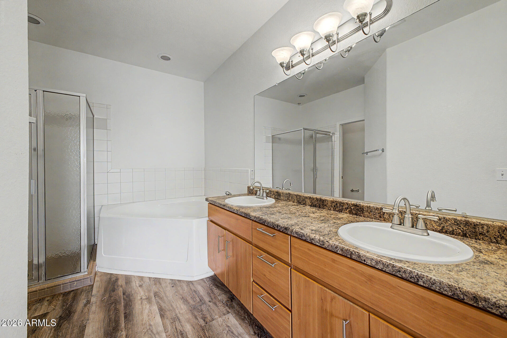 14250 W Wigwam Boulevard - Photo 15