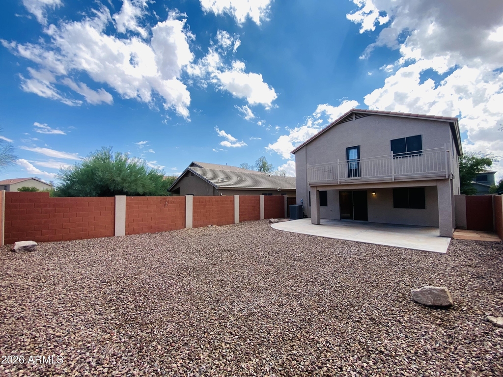 41640 W Sunland Drive - Photo 5