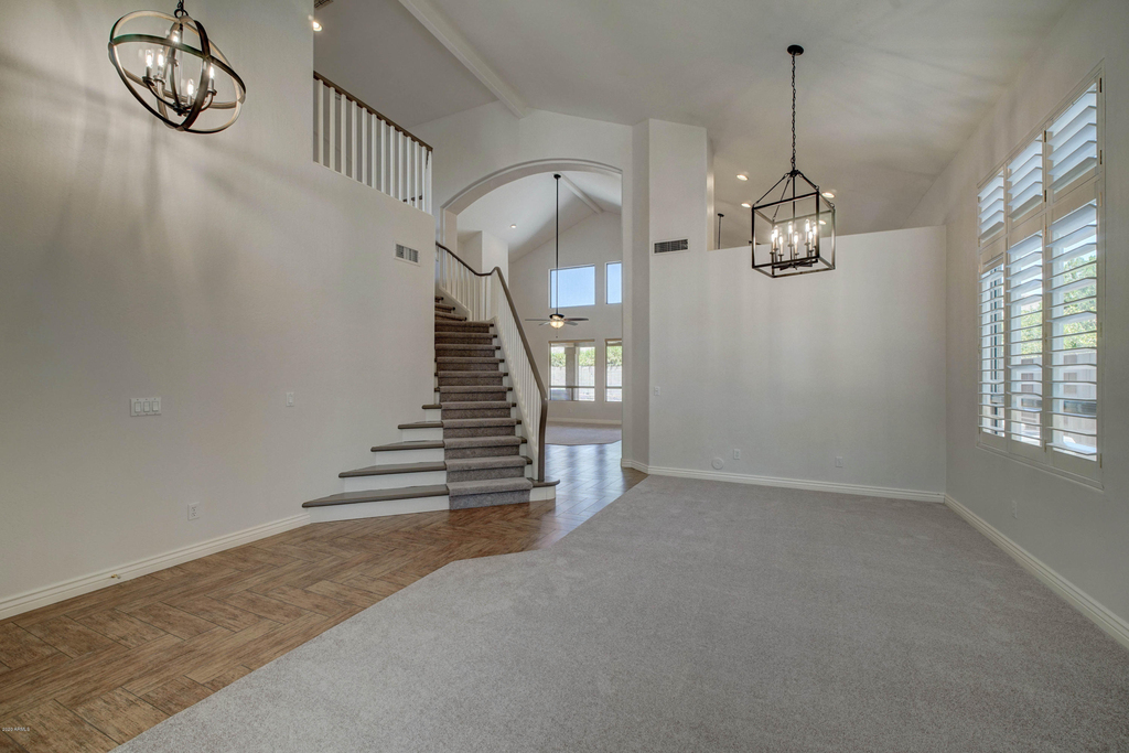 6410 E Carolina Drive - Photo 4