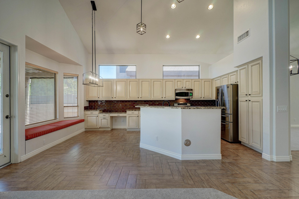 6410 E Carolina Drive - Photo 7