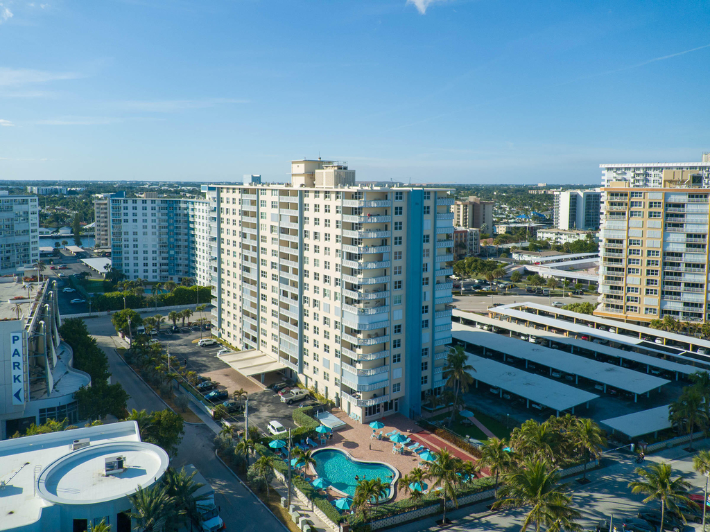 305 N Pompano Beach Boulevard - Photo 29