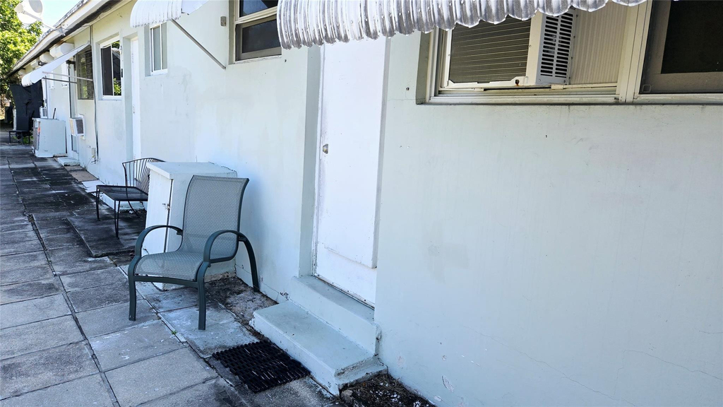 2213 Lincoln Street - Photo 10