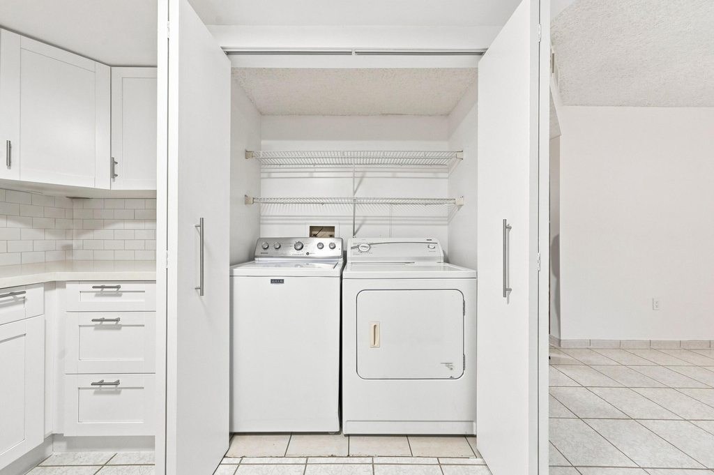 2217 W 69th Street - Photo 7