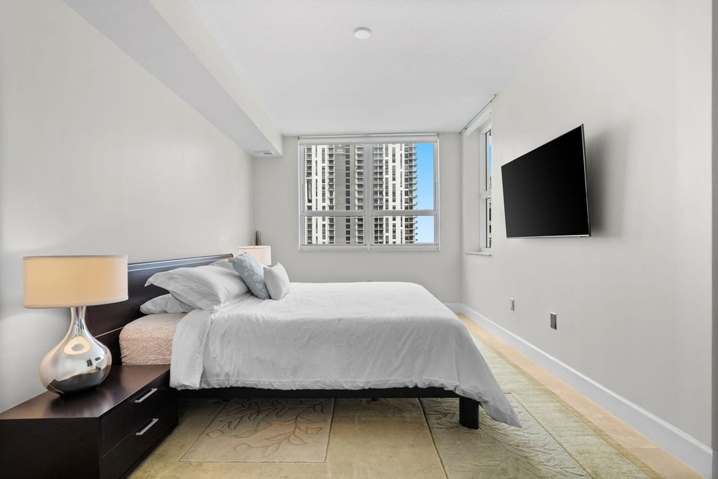 350 Se 2nd Street - Photo 12