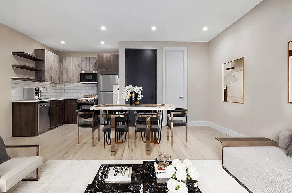 1546 Brooklyn Avenue - Photo 0