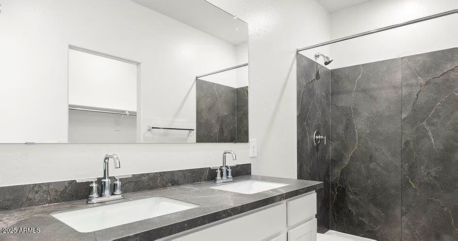 25200 N 151st Drive - Photo 5