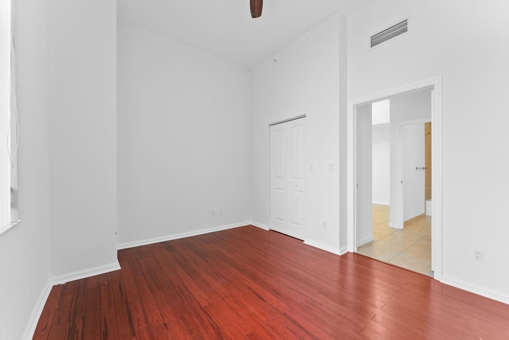 511 Se 5th Avenue - Photo 15