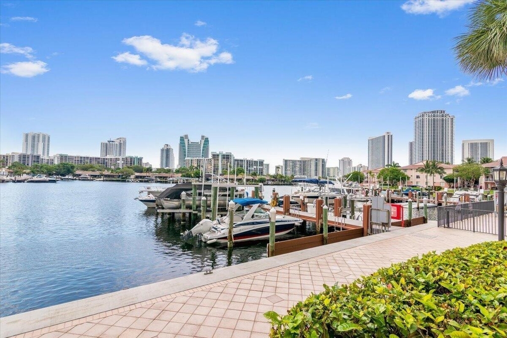 300 Three Islands Boulevard - Photo 36