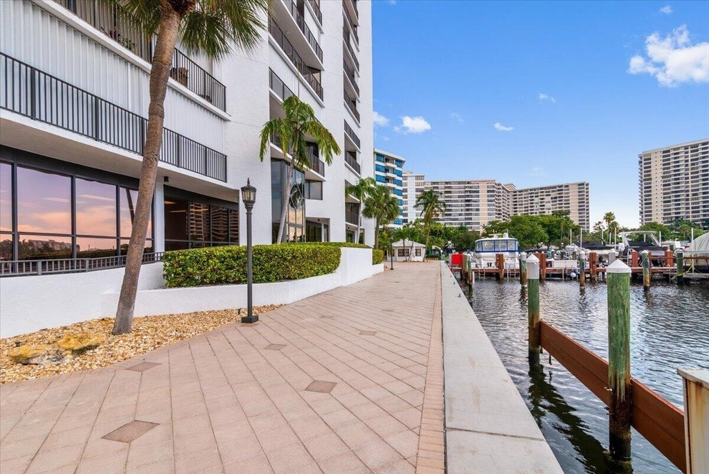 300 Three Islands Boulevard - Photo 34