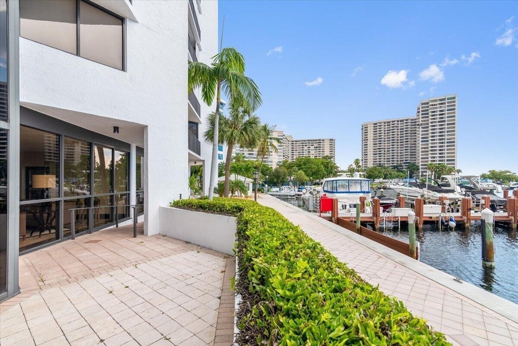 300 Three Islands Boulevard - Photo 40