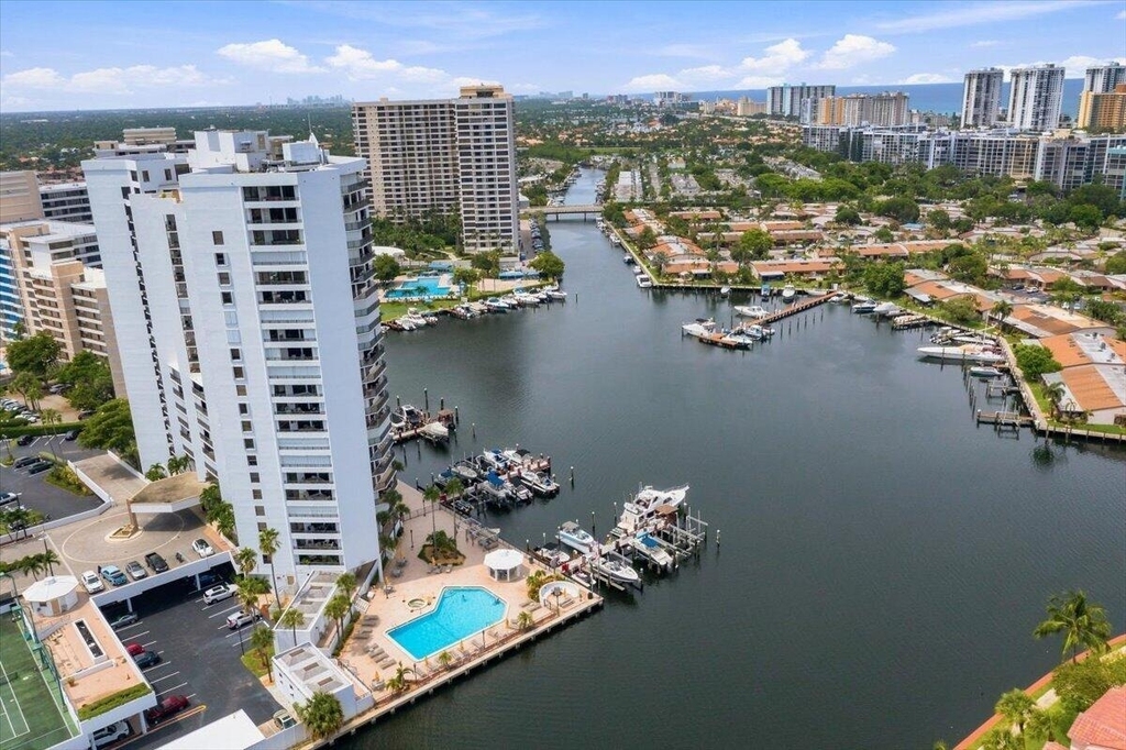 300 Three Islands Boulevard - Photo 0