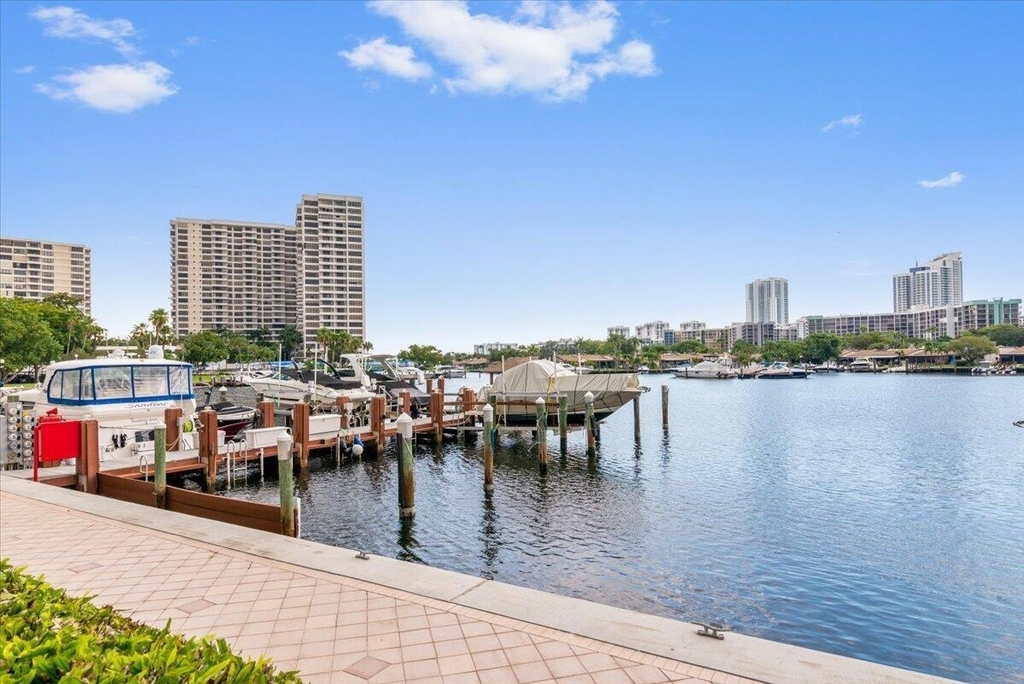 300 Three Islands Boulevard - Photo 38