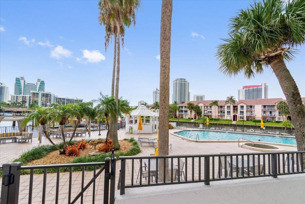 300 Three Islands Boulevard - Photo 39