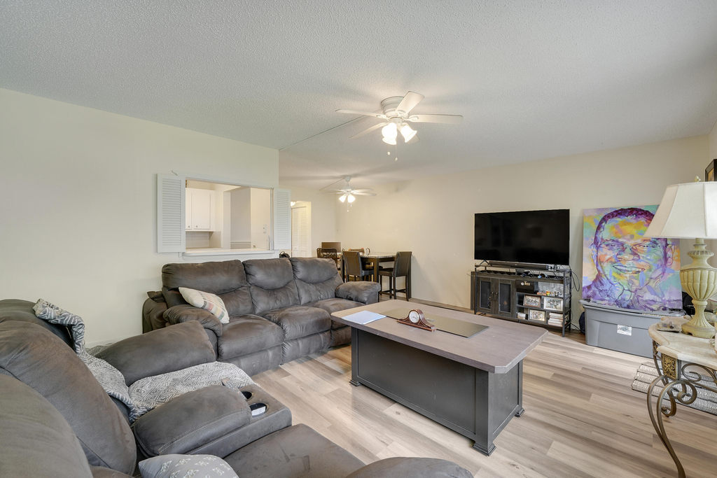 146 Mansfield D - Photo 3