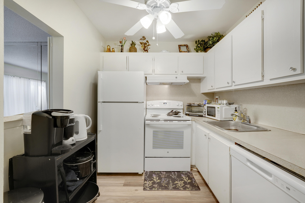 146 Mansfield D - Photo 5