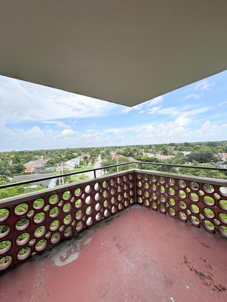 4222 Inverrary Boulevard - Photo 17