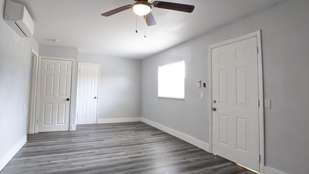 1945 Liberty Street - Photo 6