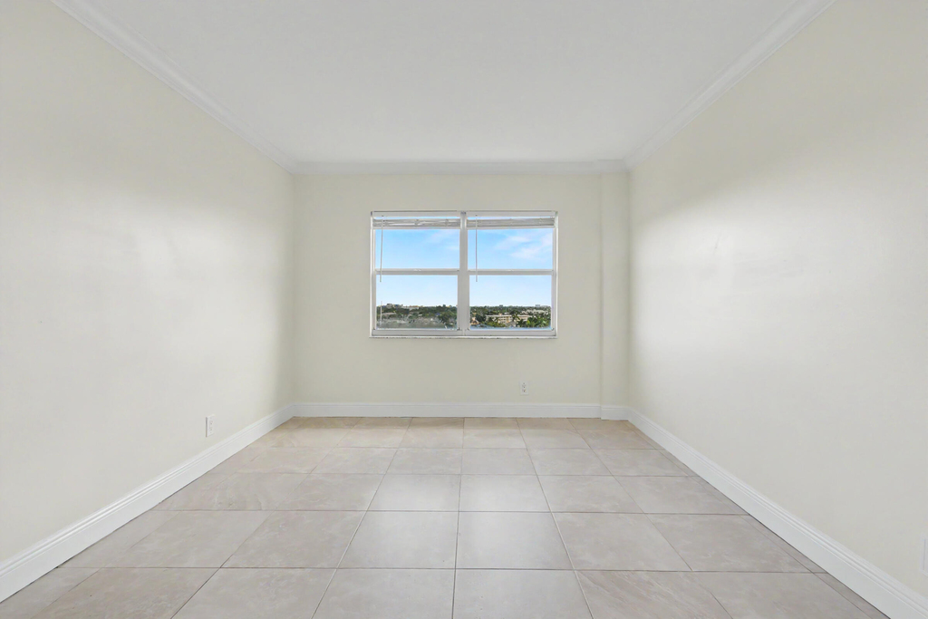 2555 Ne 11th Street - Photo 19