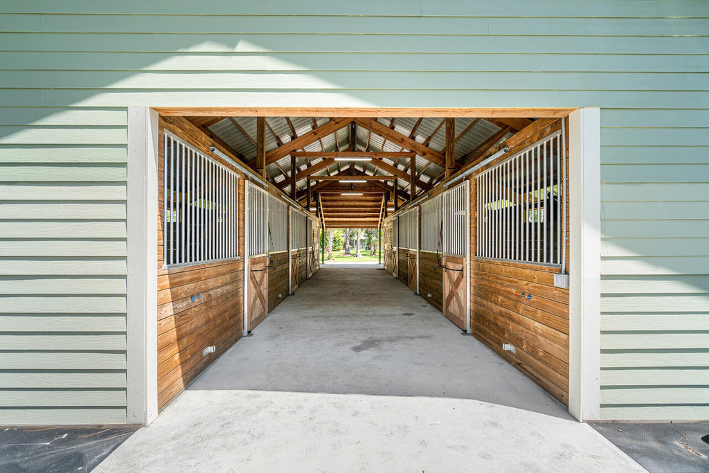 1835 Stallion Drive - Photo 6
