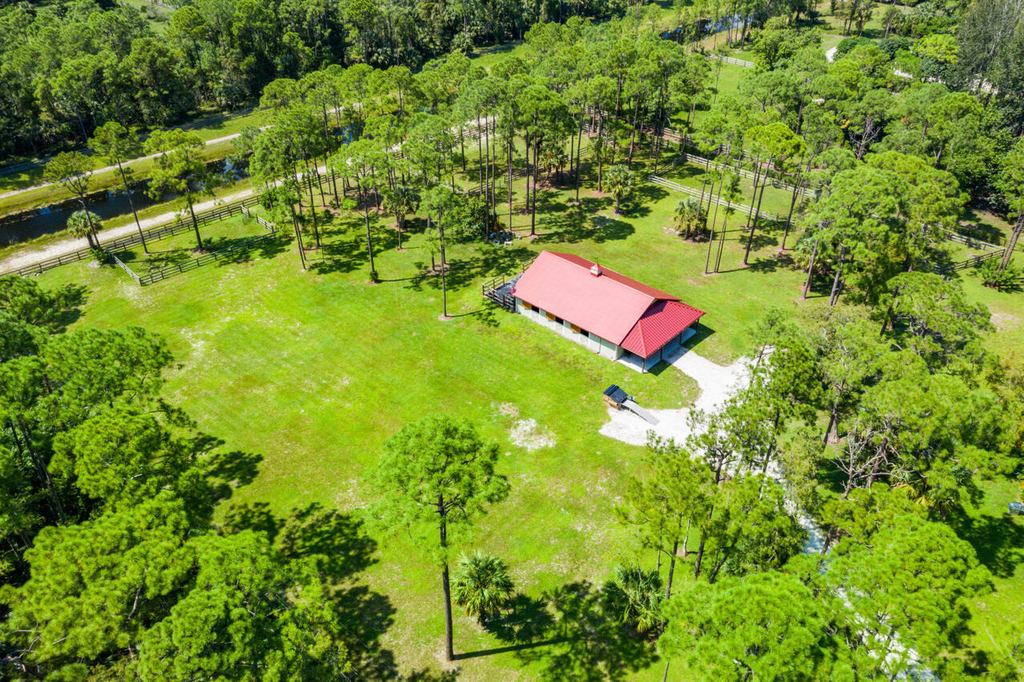 1835 Stallion Drive - Photo 14