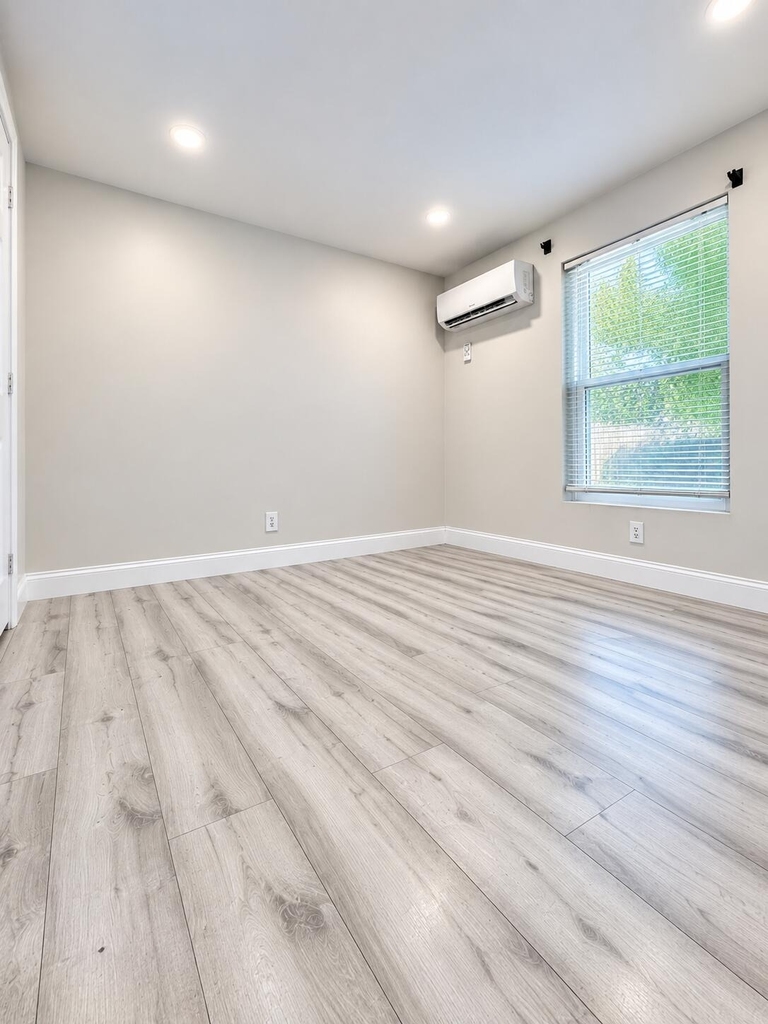 1028 18th Street - Photo 8