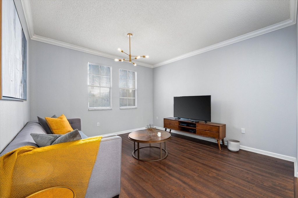 533 Ne 3rd Avenue - Photo 7
