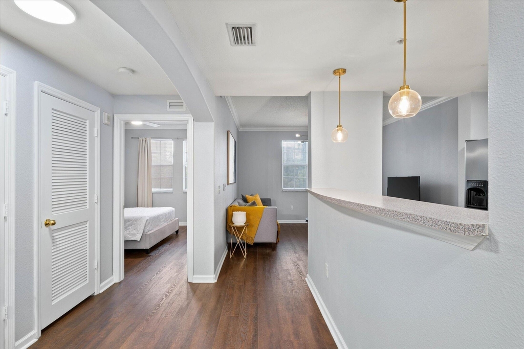 533 Ne 3rd Avenue - Photo 6