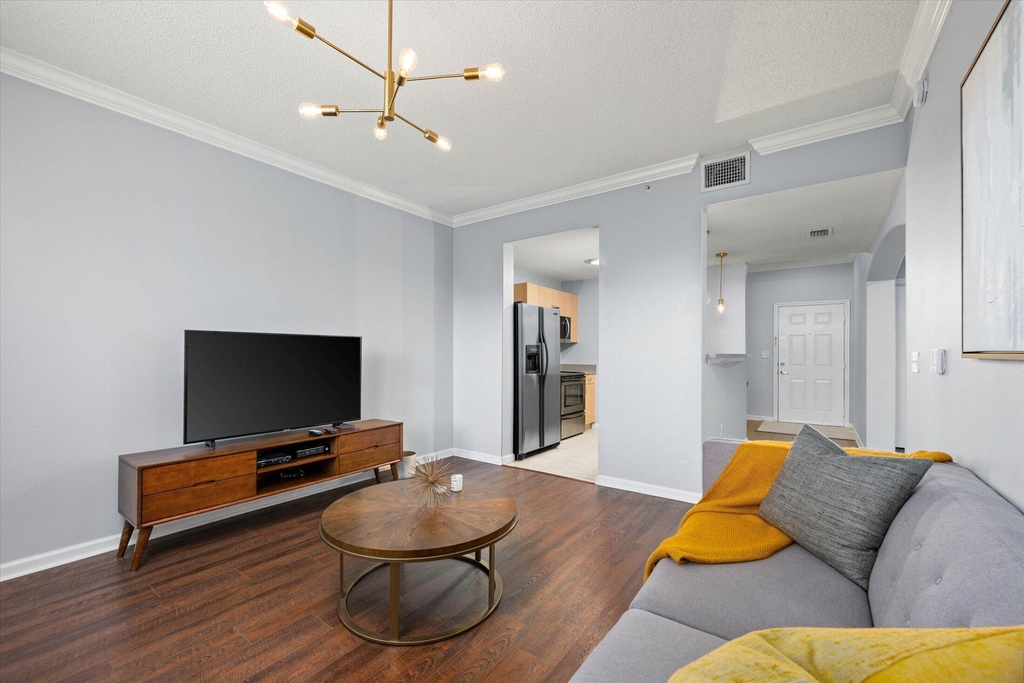 533 Ne 3rd Avenue - Photo 8