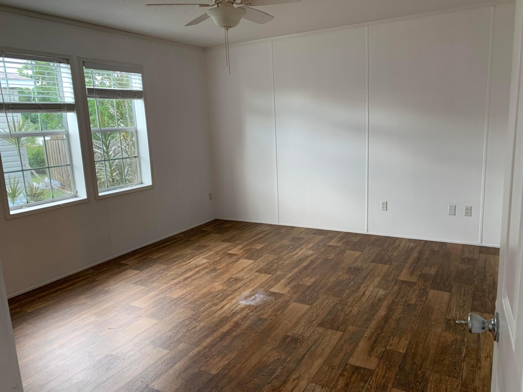 11846 N Branch Road - Photo 3