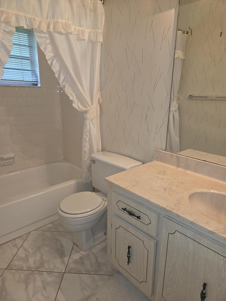 5150 Lakefront Boulevard - Photo 9