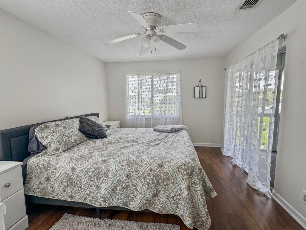 5747 Deer Run Drive - Photo 11