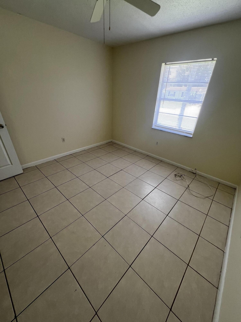 1024 Jamaica Avenue - Photo 32