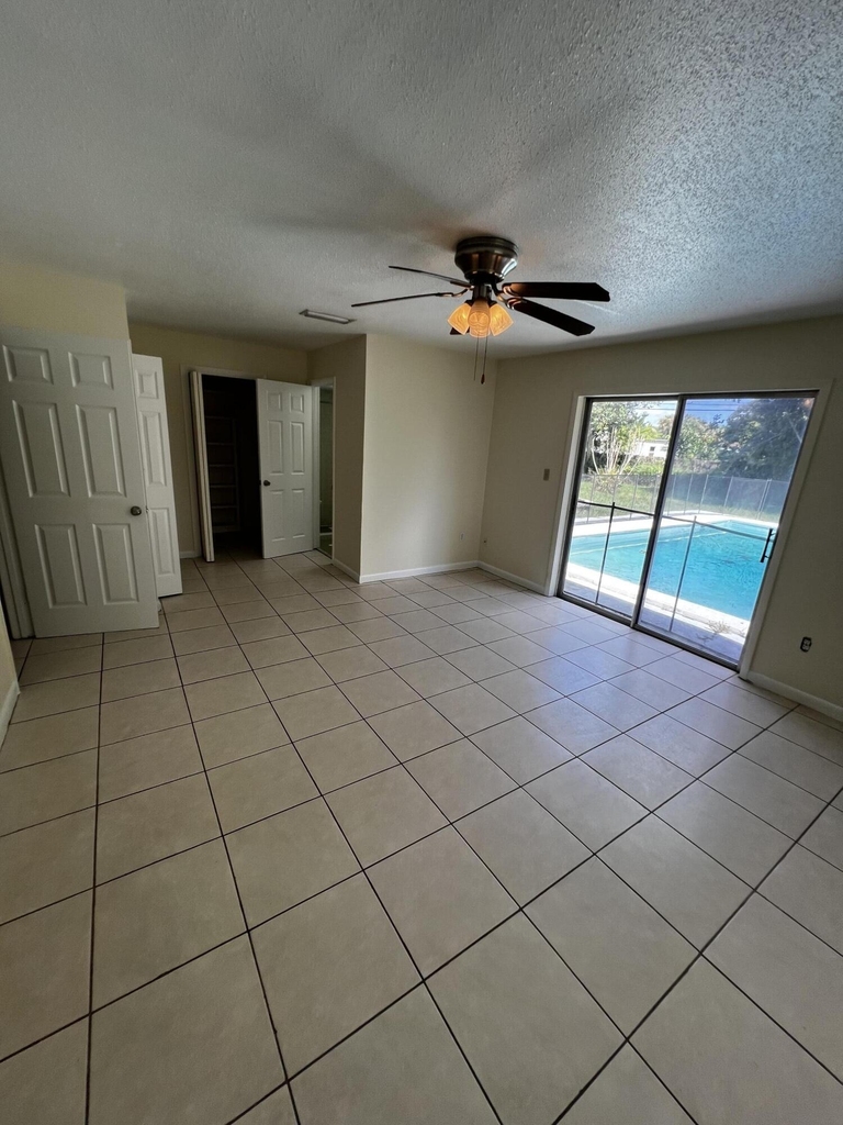 1024 Jamaica Avenue - Photo 15