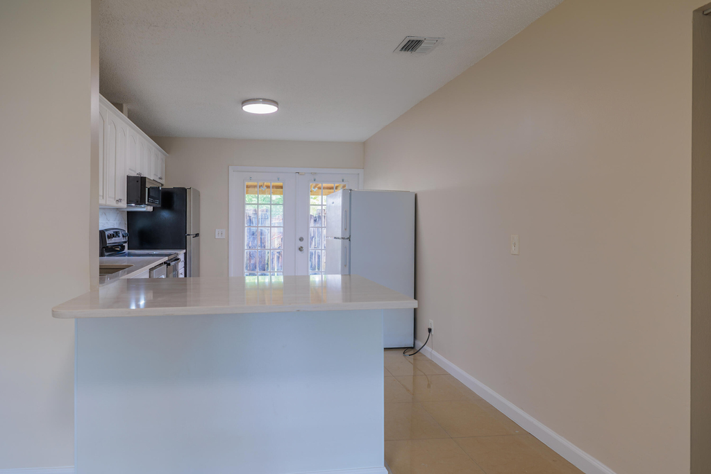 4755 Orleans Court - Photo 6