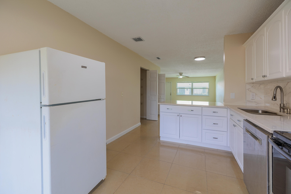 4755 Orleans Court - Photo 8