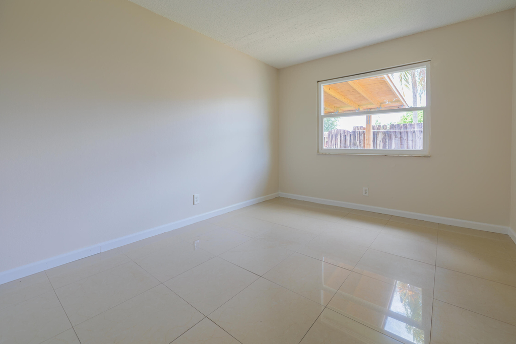 4755 Orleans Court - Photo 15