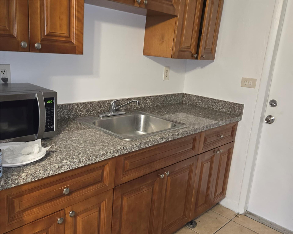 15721 Nw 39th Place - Photo 4
