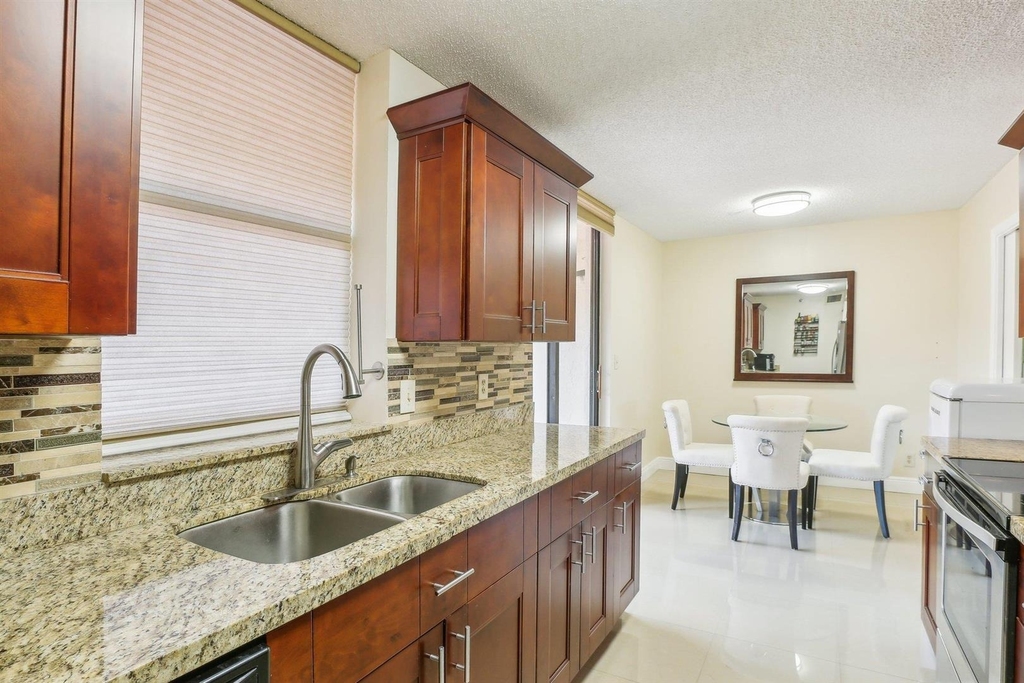 7153 Promenade Drive - Photo 9
