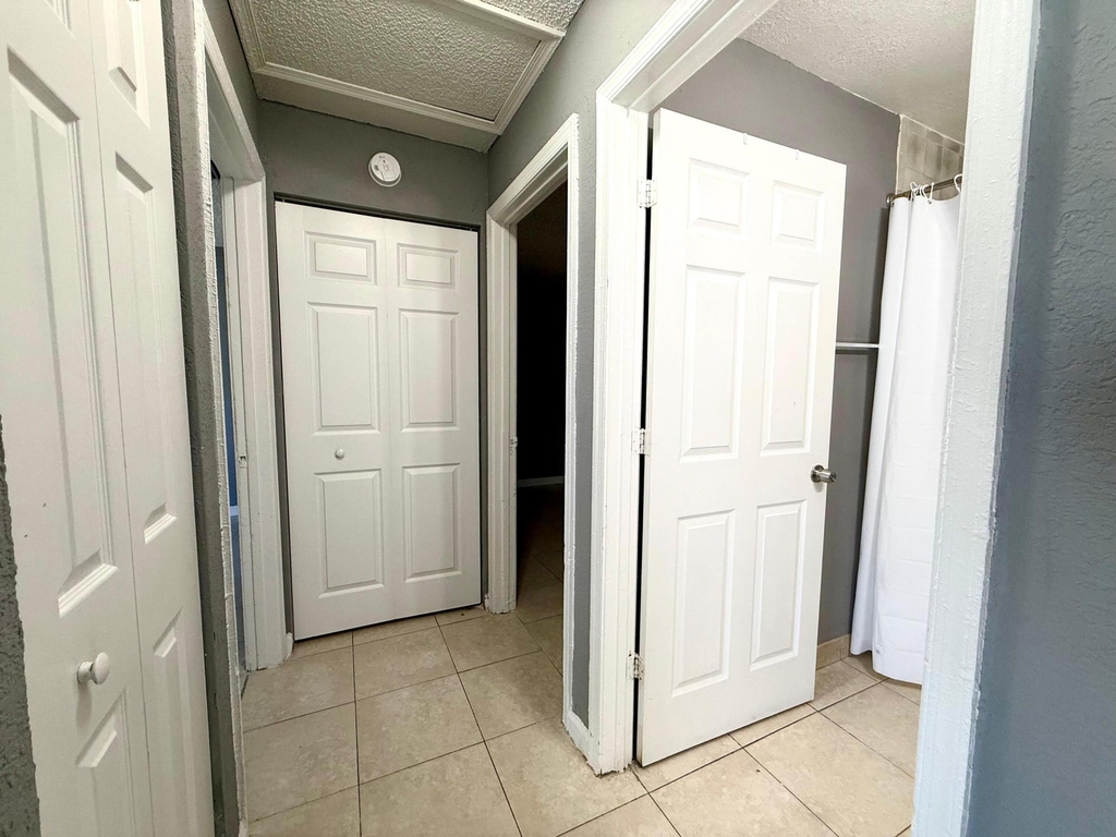 812 5th Street - Photo 8