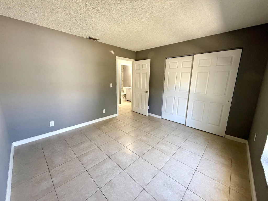 812 5th Street - Photo 9