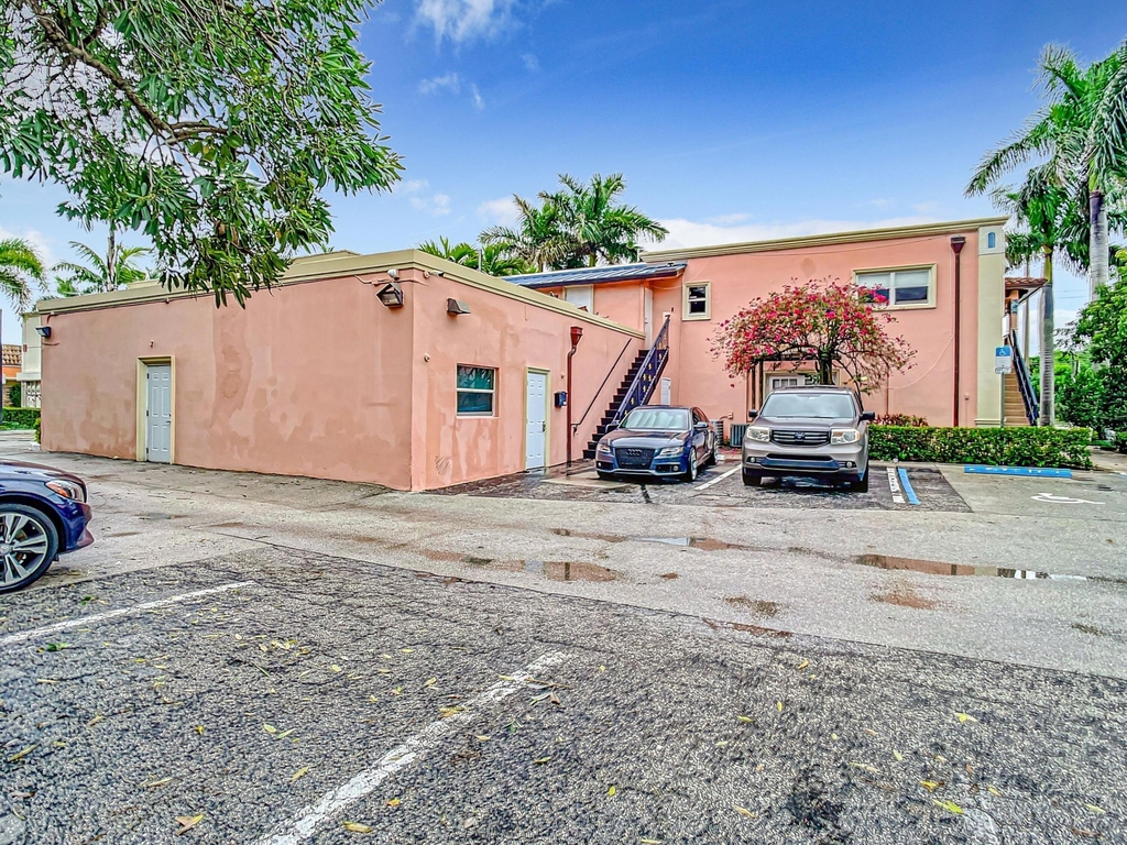 801 E Palmetto Park Road - Photo 14