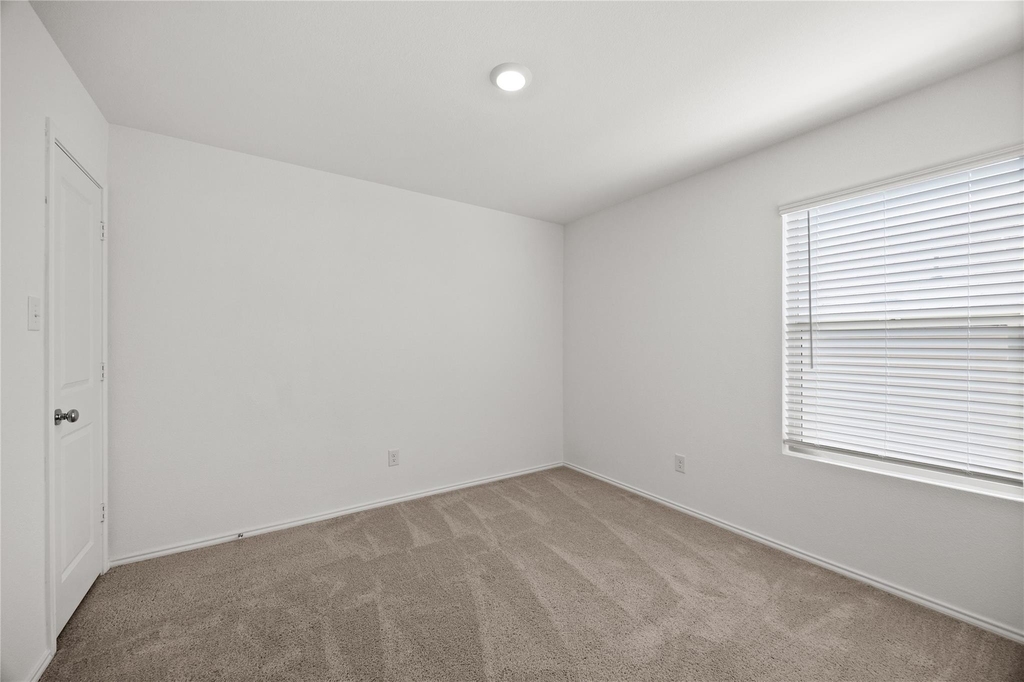 8324 Hollow Bend Street - Photo 16
