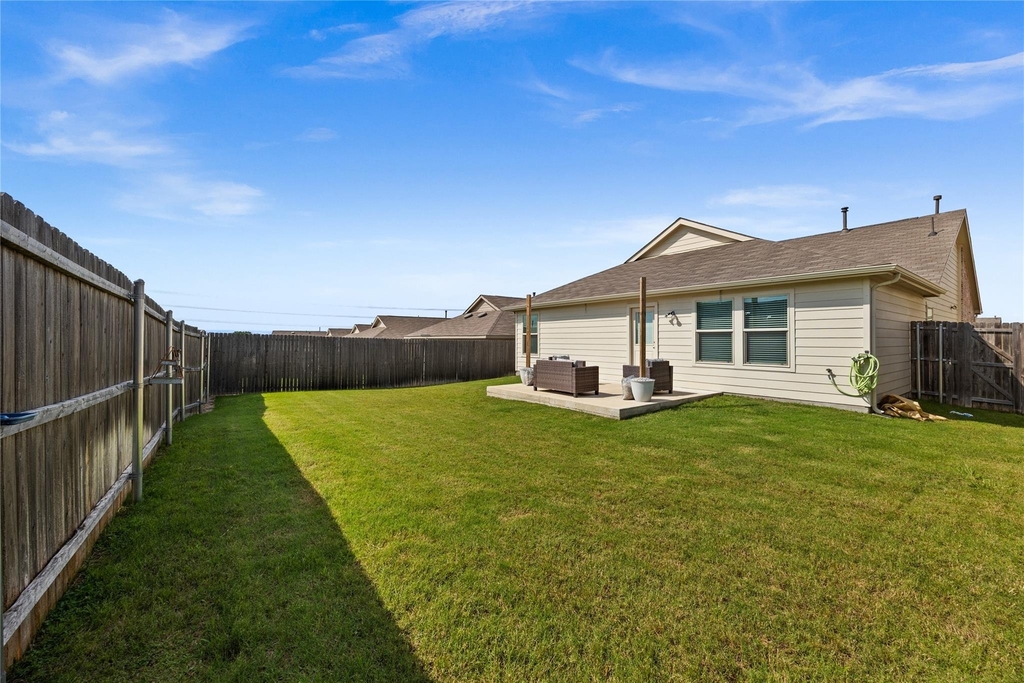 8324 Hollow Bend Street - Photo 19