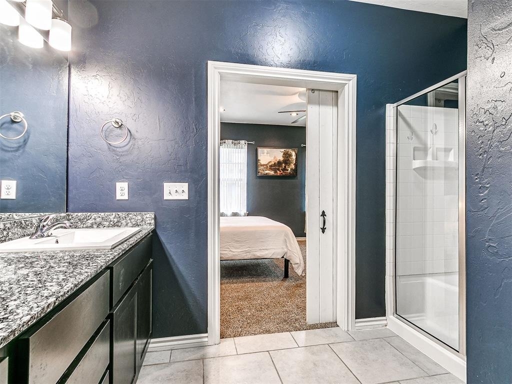 589 S Fretz Avenue - Photo 33
