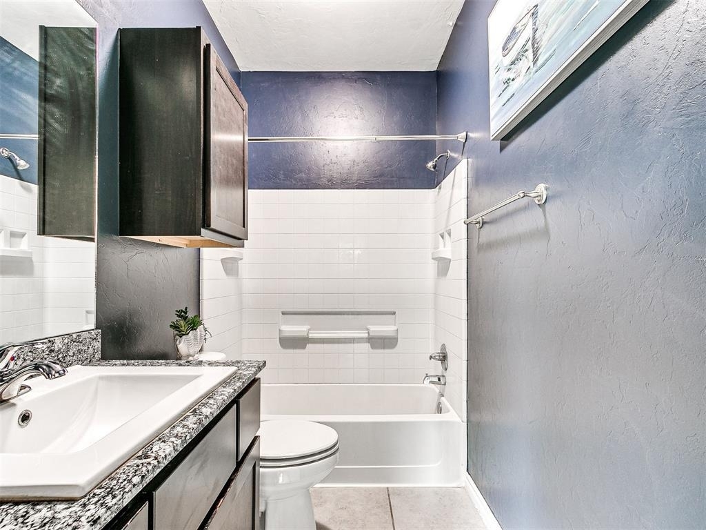 589 S Fretz Avenue - Photo 35