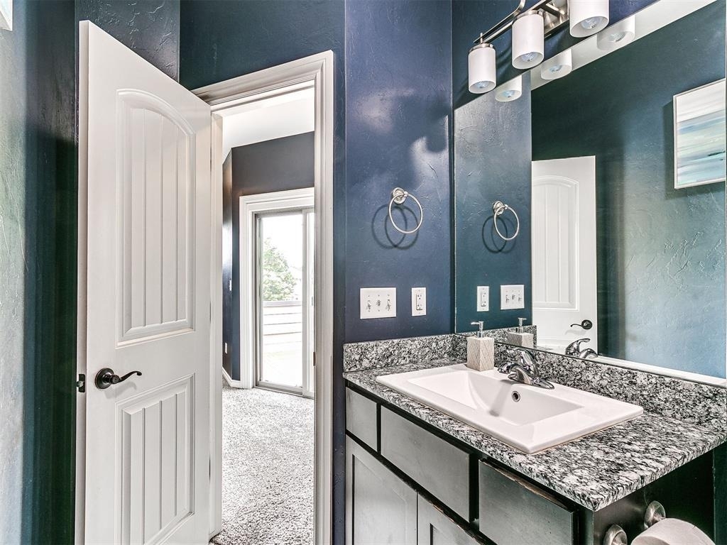 589 S Fretz Avenue - Photo 36