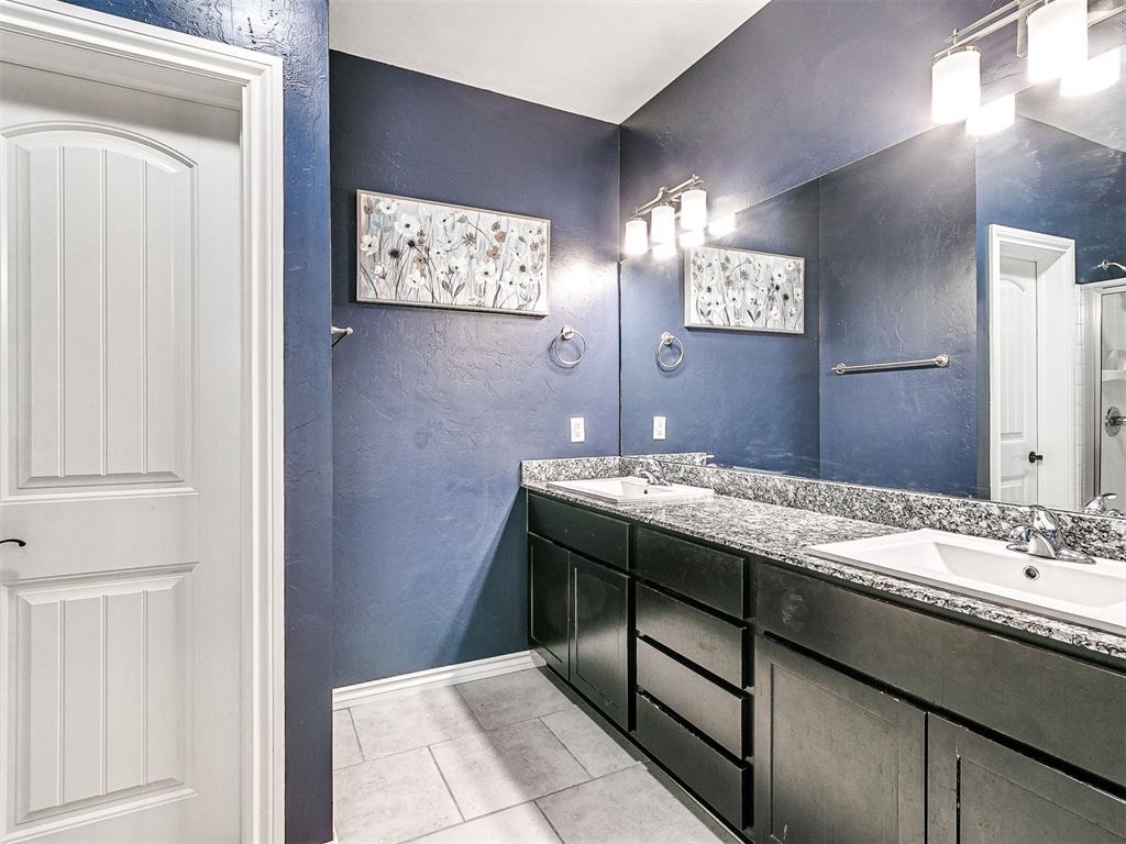 589 S Fretz Avenue - Photo 32