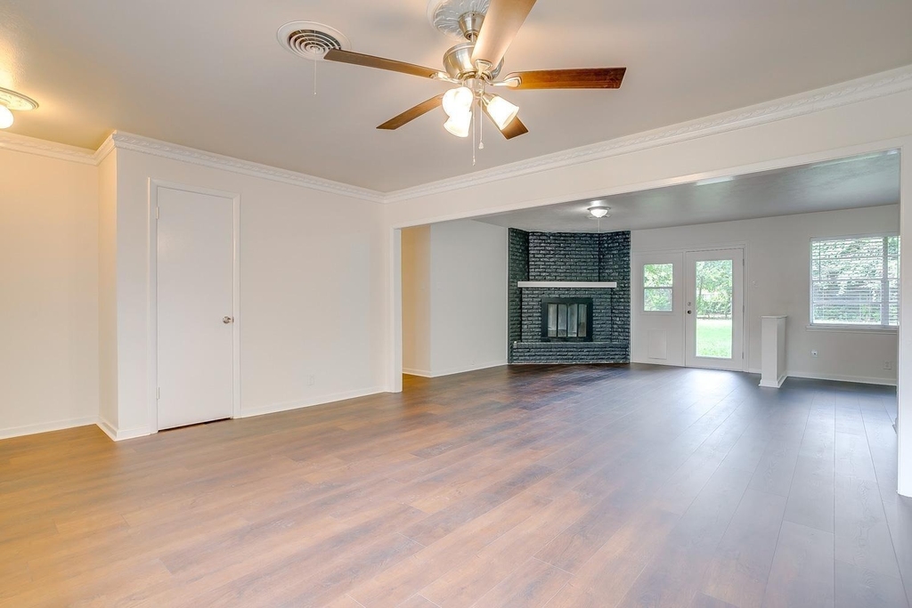 128 Se Robert Street - Photo 18