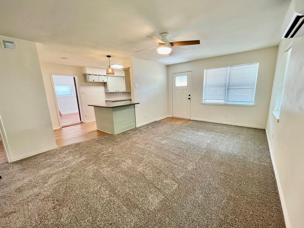 513 Burgett Street - Photo 7