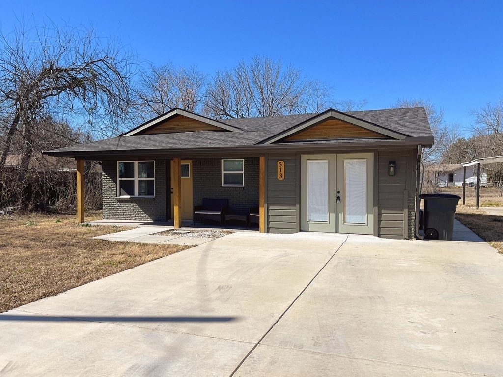 513 Burgett Street - Photo 3